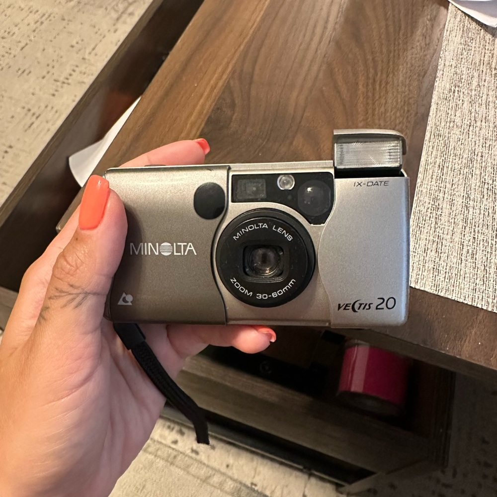 Minolta Vectis 20 Silver Camera